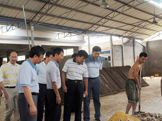 福建省農(nóng)業(yè)發(fā)展銀行行長夏文生到我公司指導(dǎo)工作