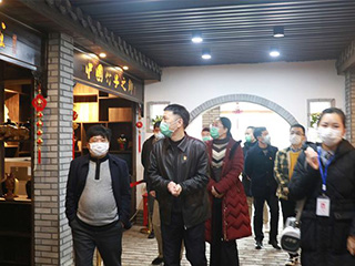 市委書記陳建新調研雙龍戲珠酒業(yè)復工復產(chǎn)工作