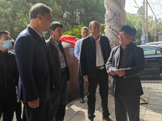 福建省政協(xié)副主席、黨組副書(shū)記張兆民視察調(diào)研雙龍戲珠酒業(yè)